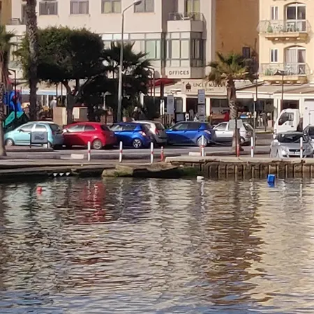 Welcoming One Bedroom * Marsaskala